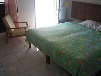 Paradise Brandon Hill Guest House มอนเทโกเบย์ ภายนอก รูปภาพ